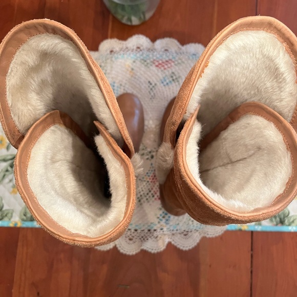 👢Very Volatile Suede Boots👢 - Picture 7 of 14